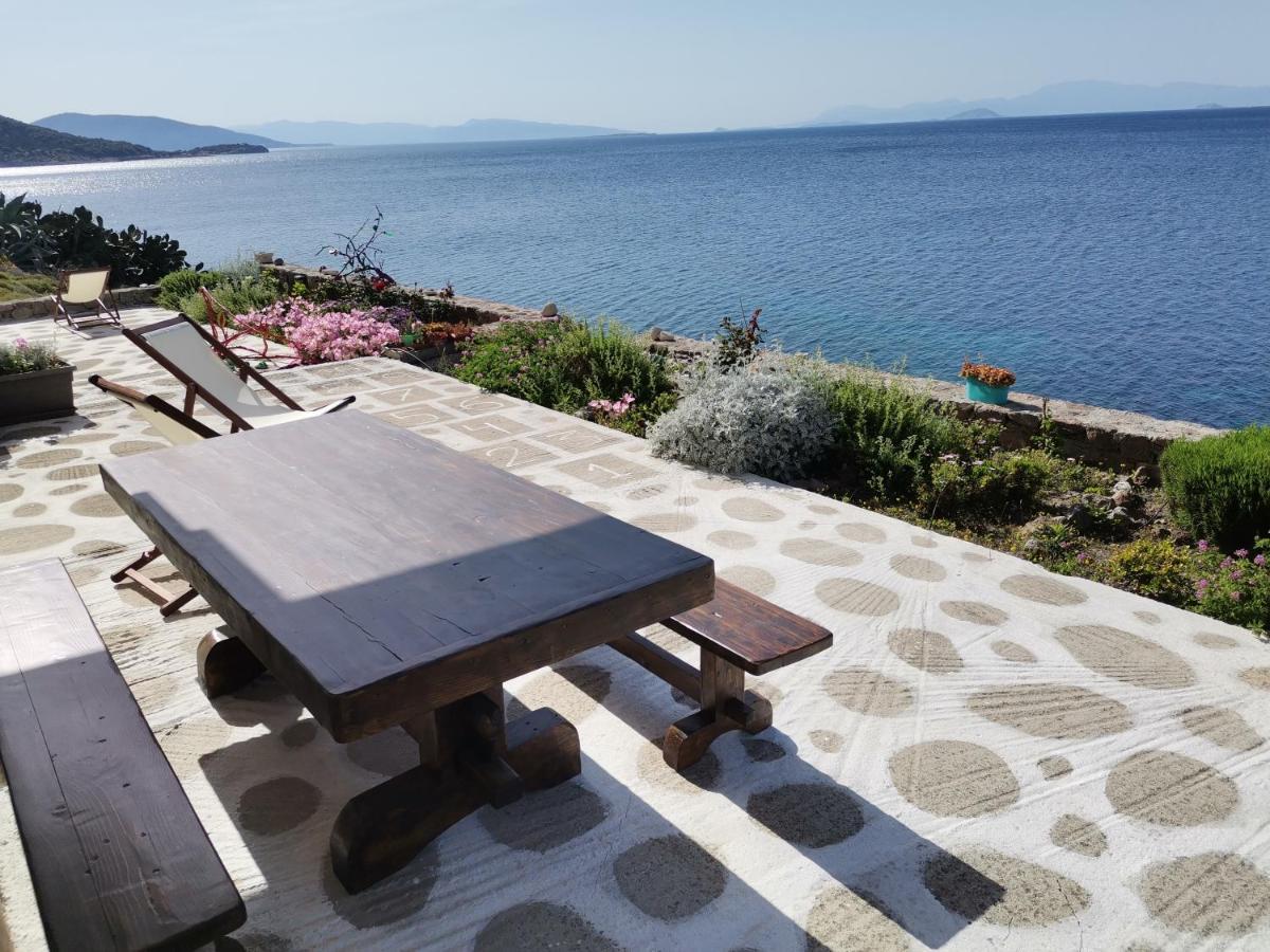 Almyra Seaside Villa Пердика Екстериор снимка